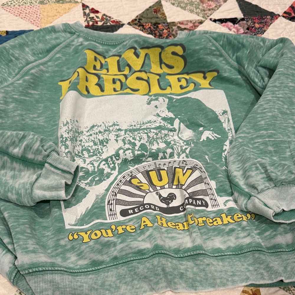 Elvis Presley Graphic Sweatshirt